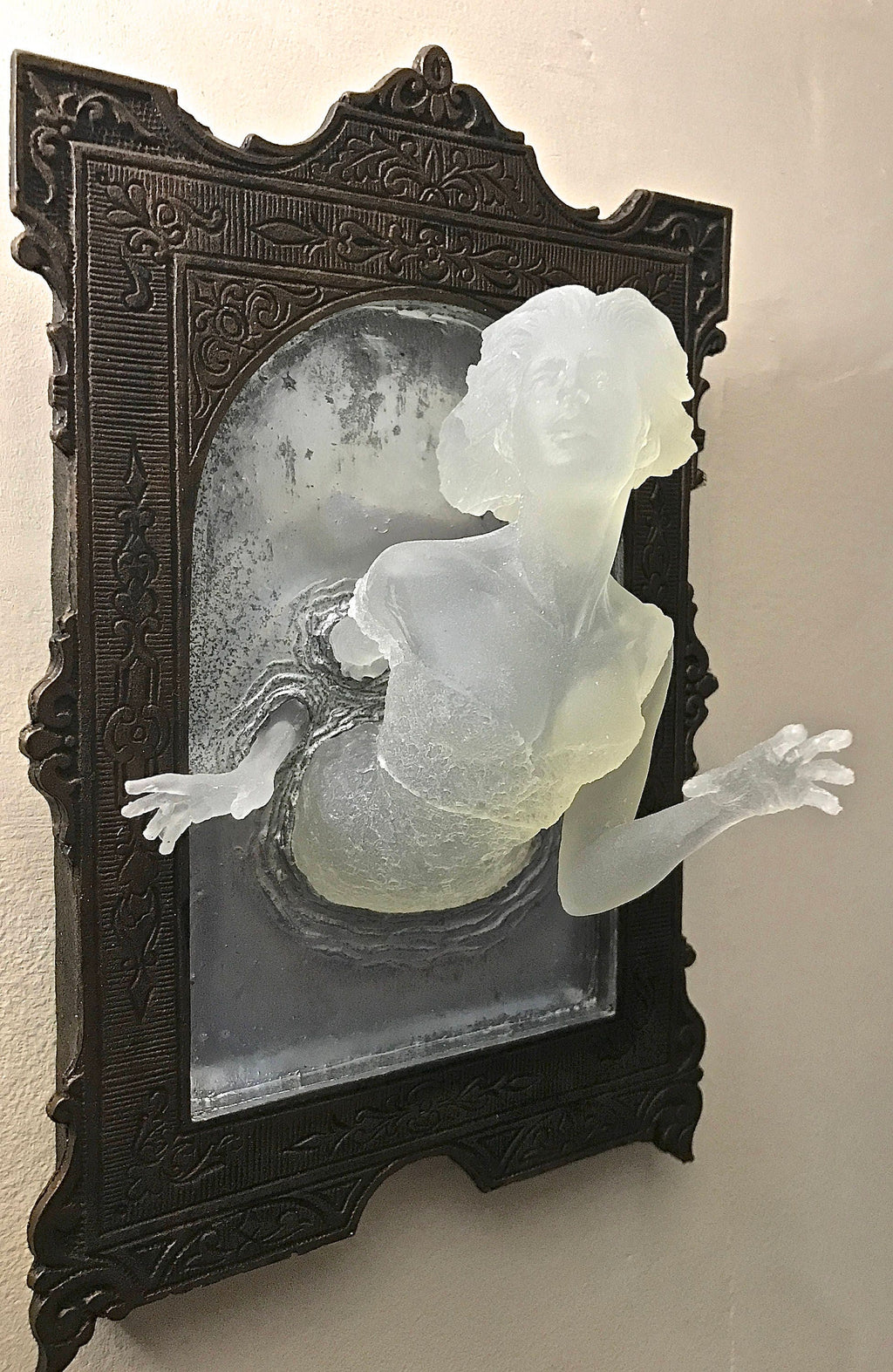 Spooky Glow-in-the-Dark "Ghost in the Mirror" Plaque