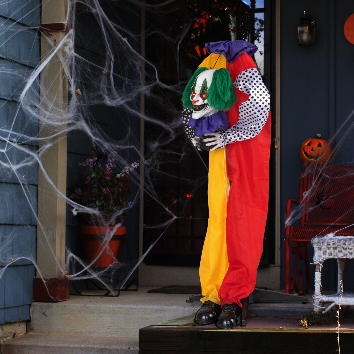 Spooky 4.5ft "Grins" the Talking Killer Clown Animatronic