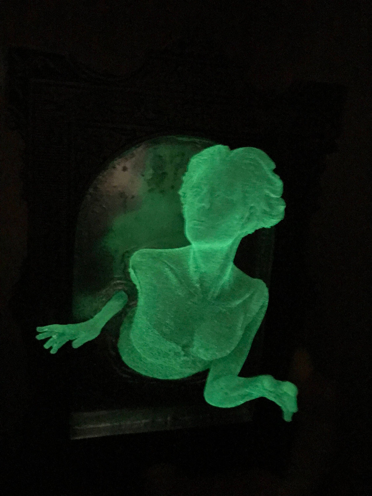 Spooky Glow-in-the-Dark "Ghost in the Mirror" Plaque